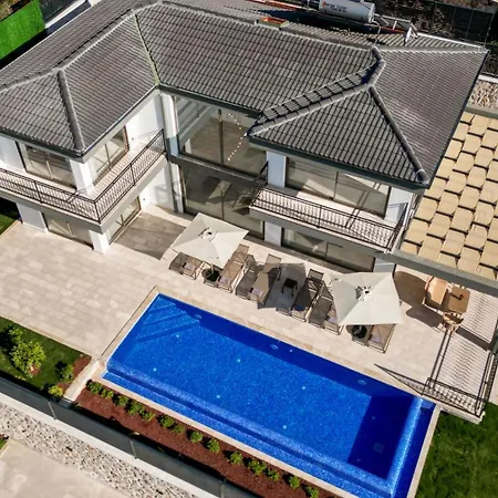 Villa Etoo